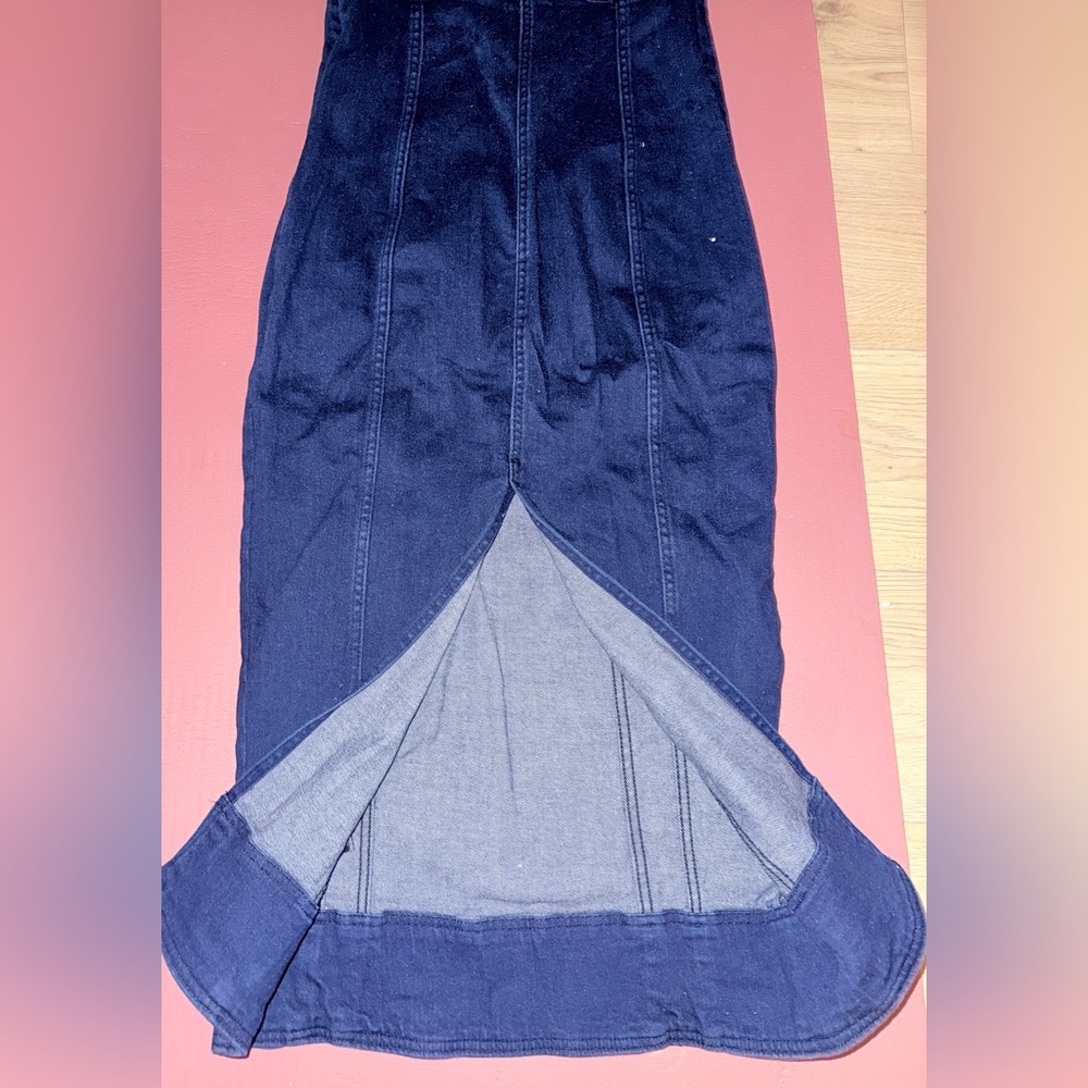 Pilcro by Anthropologie Strapless Navy Jean Dress size medium with back split - Picture 6 of 12